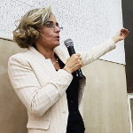 Prof.ssa Lia Giustolisi (Università Sapienza, Roma)