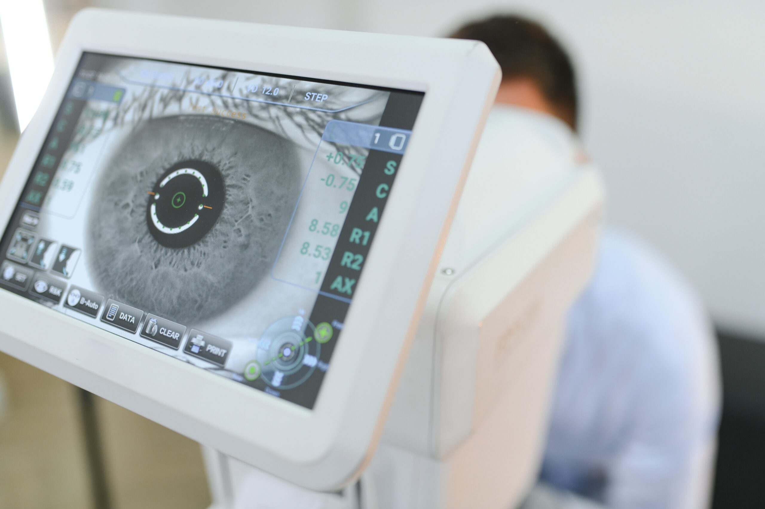 esame oftalmologico per lo screening del glaucoma